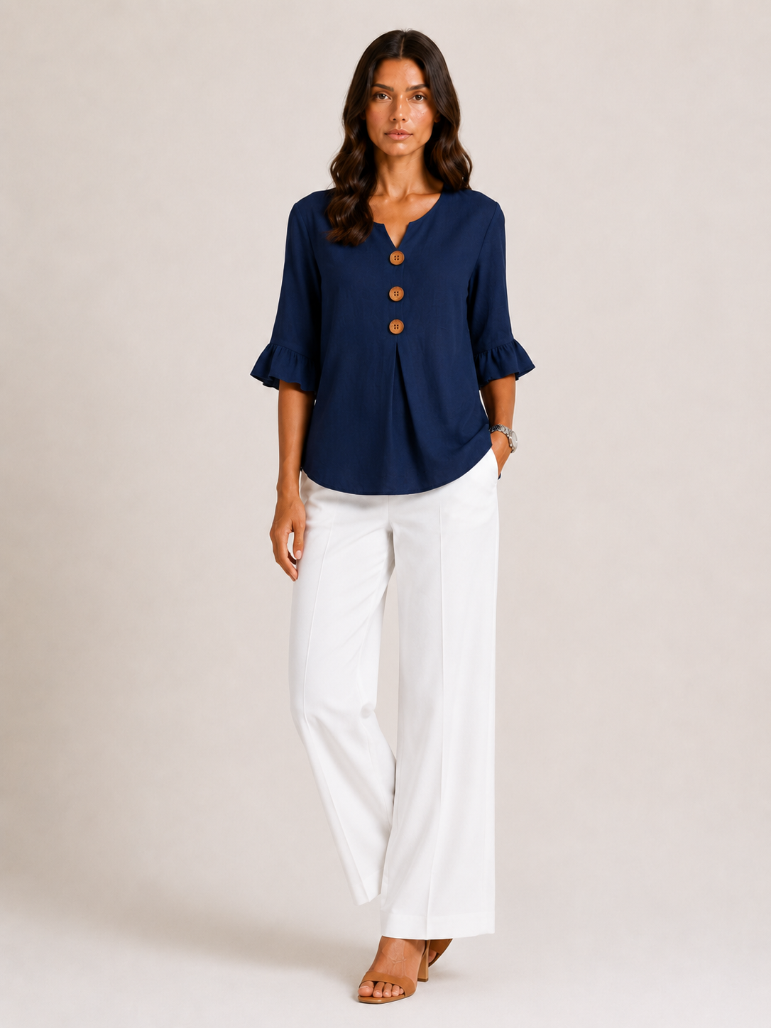 AURA | BLUSA CON BOTONES Y VOLANTES